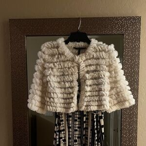 BCBG MaxAzria Off white Fur Shawl